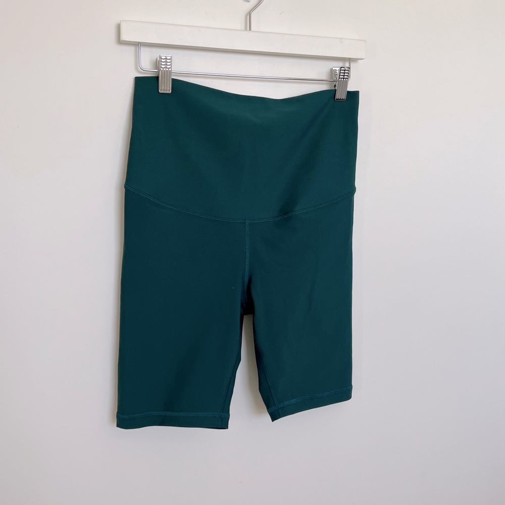 Old Navy Maternity Full Panel Elevate Powersoft Biker Shorts 8 inch